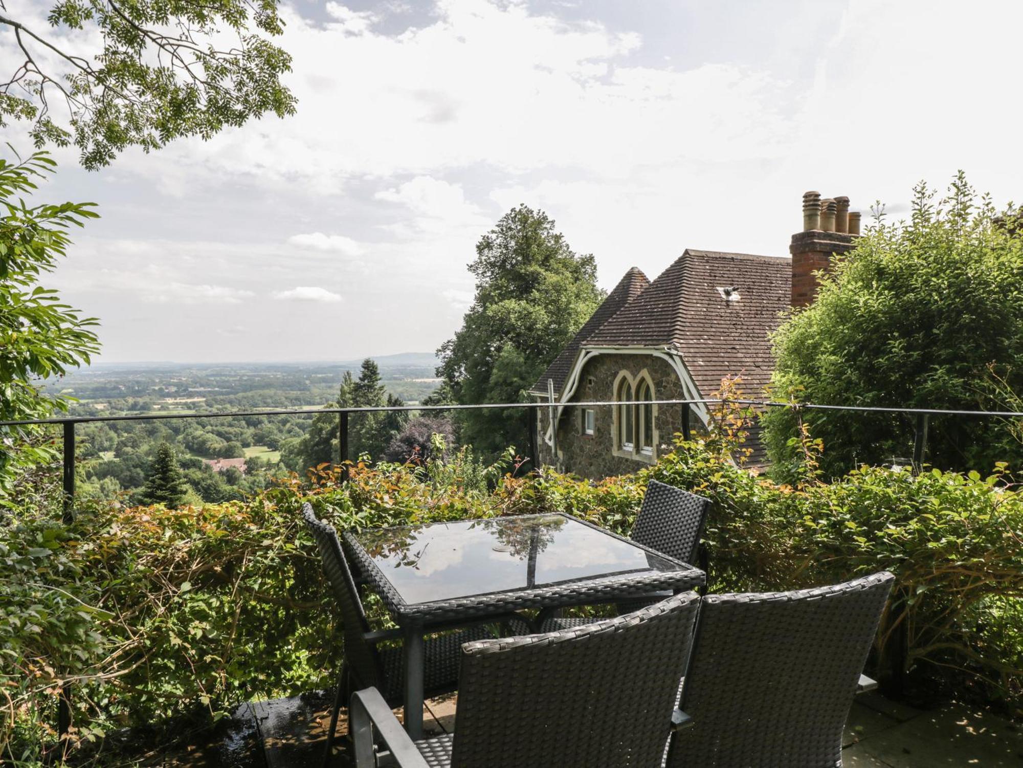 Apartmán Amazing View Malvern Wells Exteriér fotografie